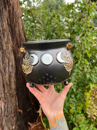 Three Moons Cauldron Throw and grow ceramics