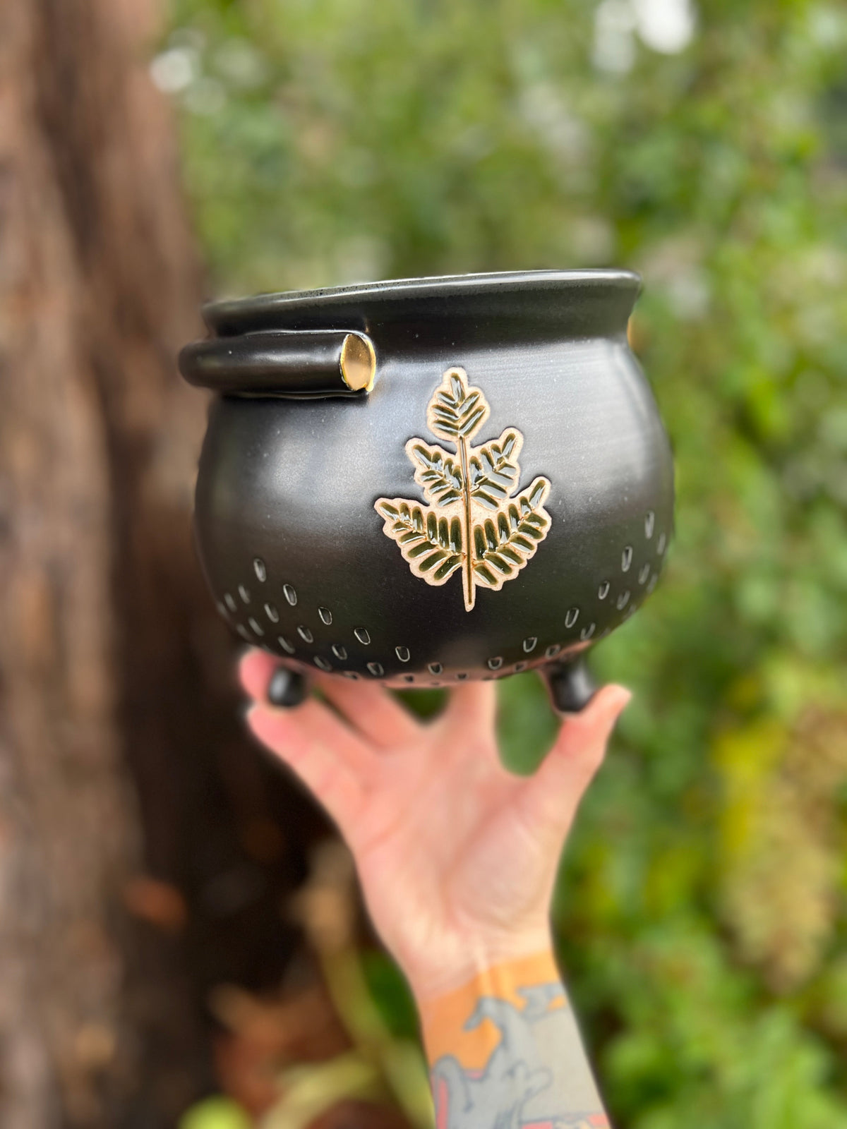 Three Moons Cauldron Throw and grow ceramics