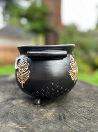 Three Moons Cauldron Throw and grow ceramics