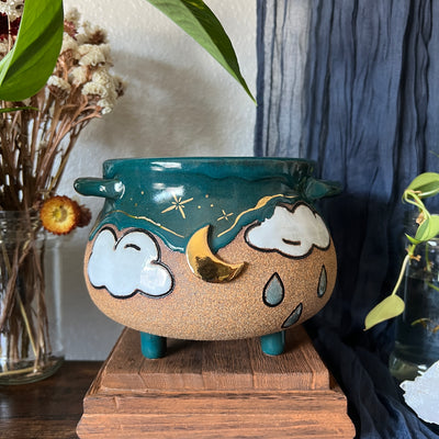 Cauldron #066 - Turquoise with clouds Throw and grow ceramics